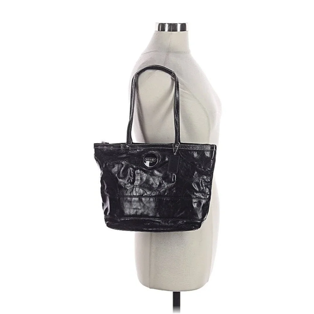 Coach Black Leather Embossed Signature C Tote Shoulder Bag Zip Top